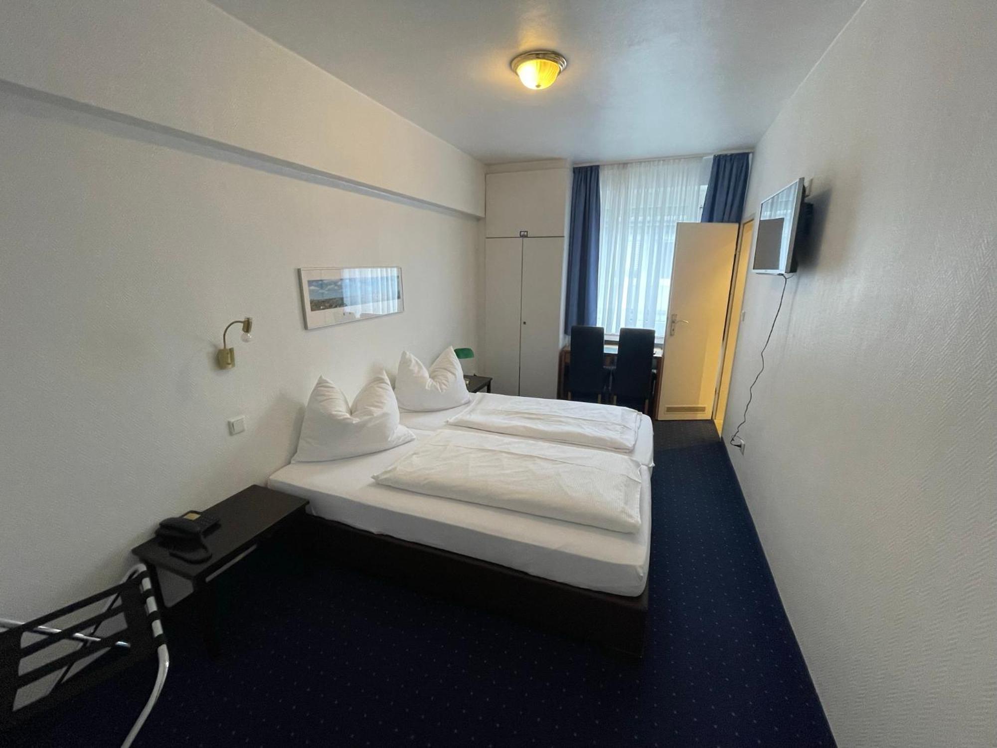 Munster Horstmann Garni Hotel Bagian luar foto