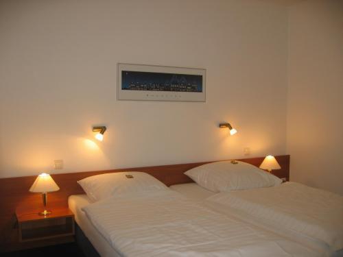 Munster Horstmann Garni Hotel Bagian luar foto